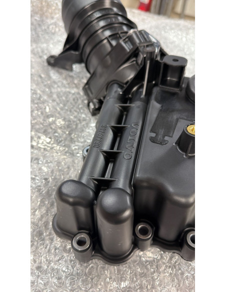 30757730 Volvo Eļļas filtrs ar korpusu VOLVO S40 II, S60 II 2.0D, 2.4D 04.10-05.18